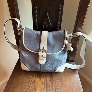 coach handbag hobo style